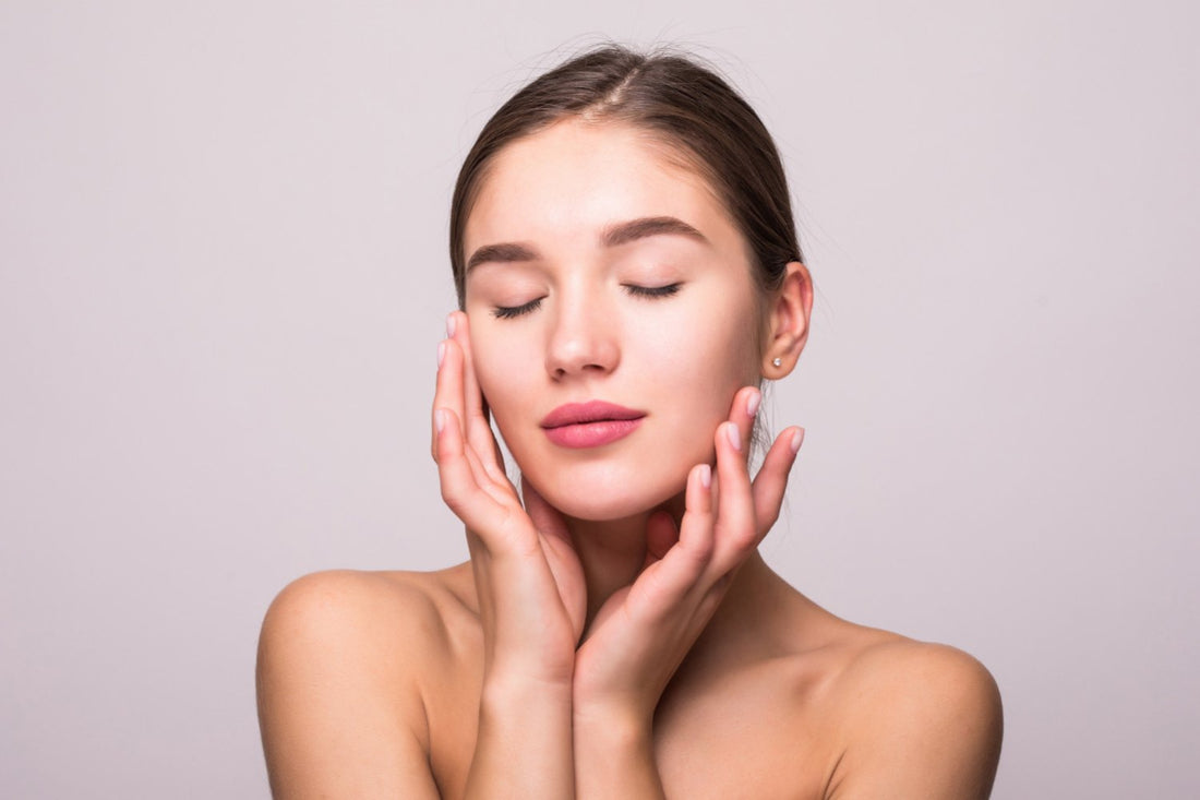 Do You Have An Oily Face? You Still Need A Face Oil